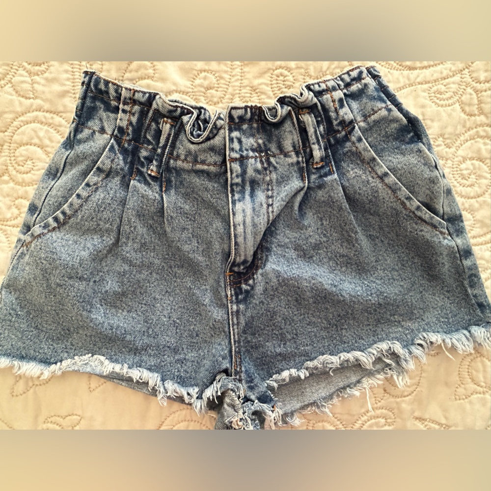 Forever 21 blue marbled womens frayed jean shorts size S